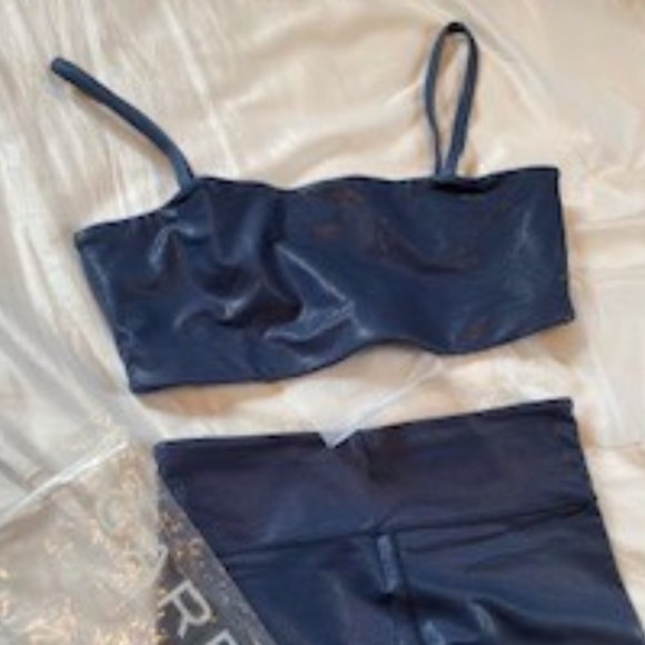 Carbon38 X The Cristalline Blue Omber Bra - Picture 3 of 3